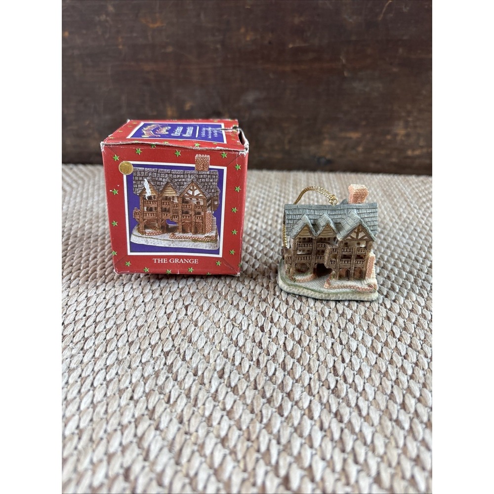 Vintage David Winter Cottages Christmas Ornament The Grange
